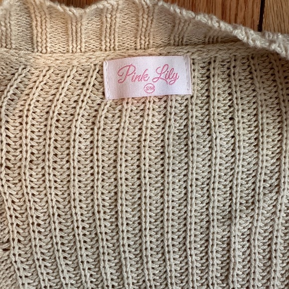 Pink Lily Cardigan - Picture 3 of 4